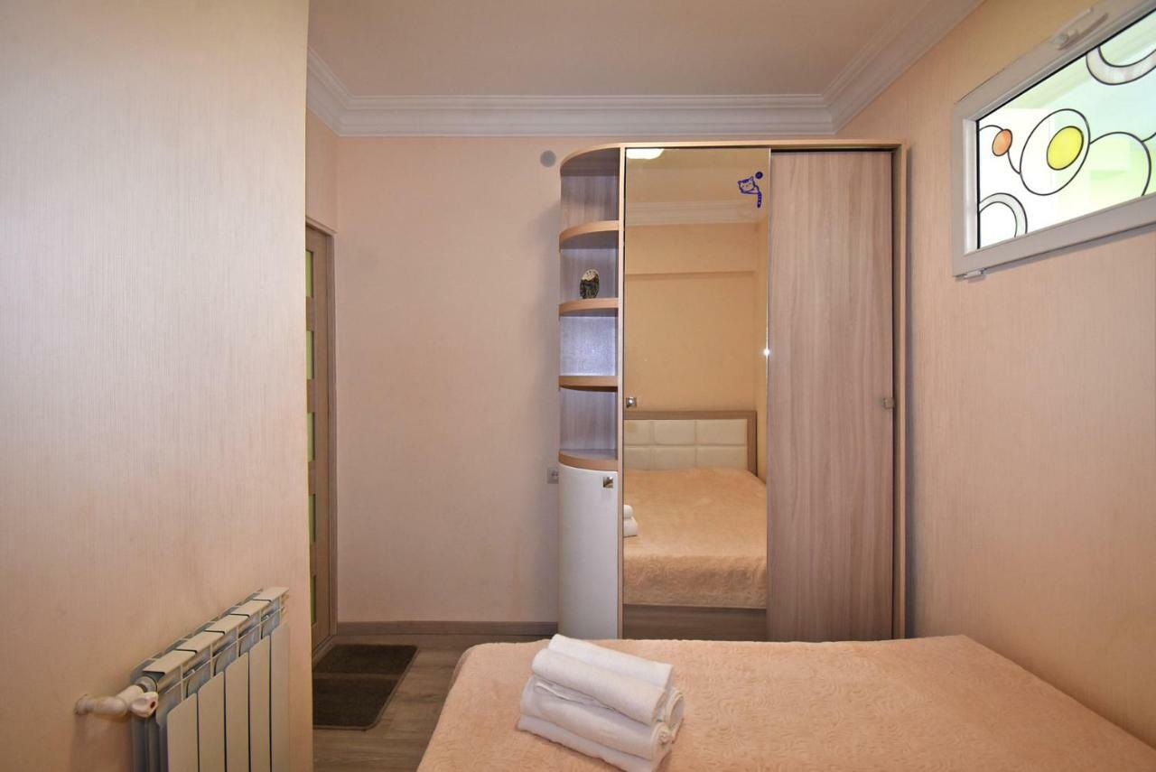 Perfect Apartment In Center Of Yerevan City Ngoại thất bức ảnh